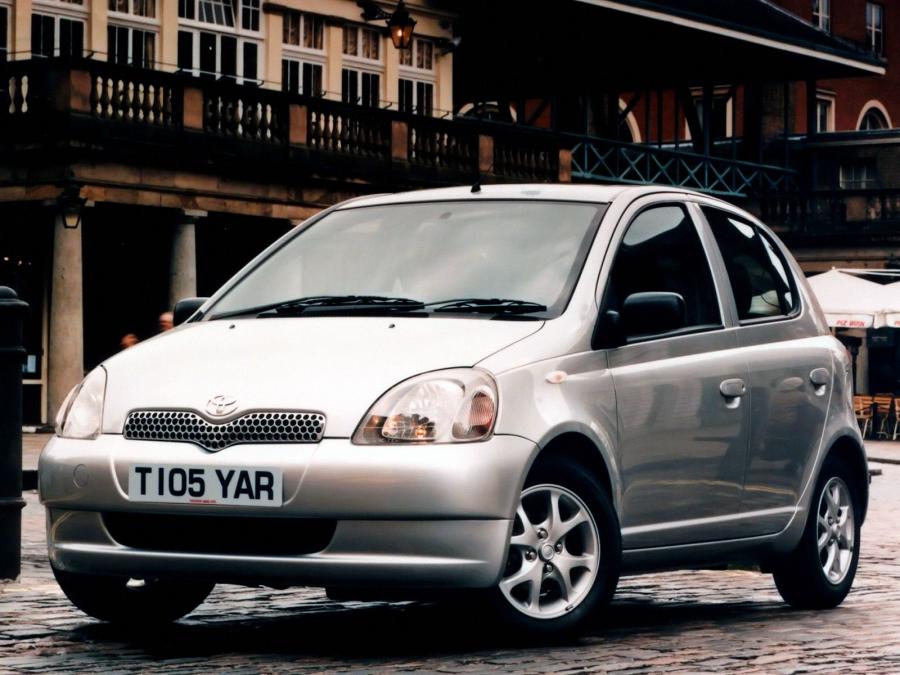  Toyota Yaris 5-Door 1999 года  (UK) (фото 6 из 16)